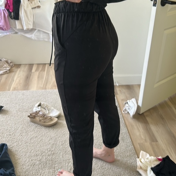 Lululemon pants - Picture 2 of 3